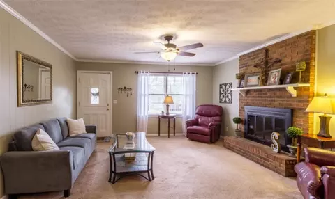104 Roosevelt Dr, Easley, SC 29642 photo 7