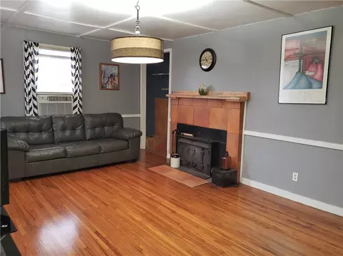466 E Hampton Ave, Honea Path, SC 29654 photo 8