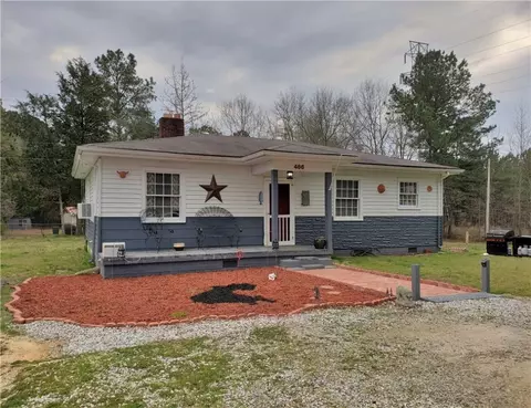 466 E Hampton Ave, Honea Path, SC 29654 photo 1