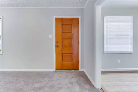 411 S Elm St, Pendleton, SC 29670 photo 6