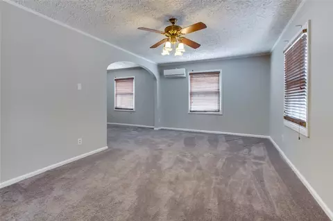 411 S Elm St, Pendleton, SC 29670 photo 7