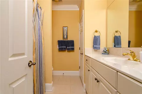 428 E Waterside Dr, Seneca, SC 29672 photo 32