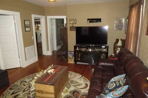 110 S 4th St, Easley, SC 29641 photo 3