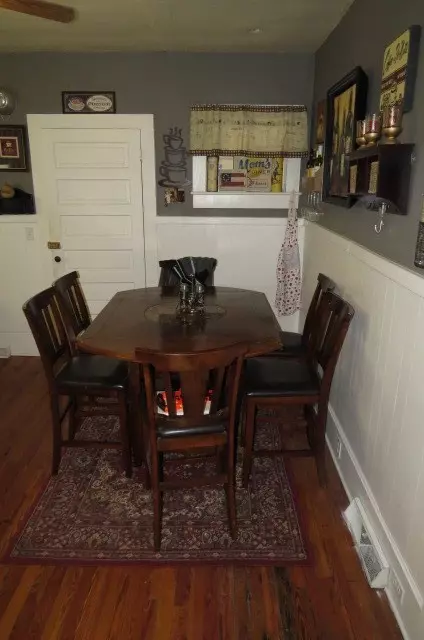 110 S 4th St, Easley, SC 29641 photo 8
