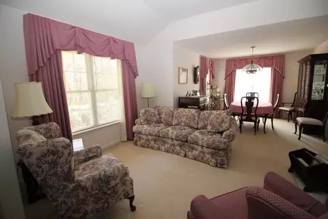 123 Grand Oak Cir, Pendleton, SC 29670 photo 3