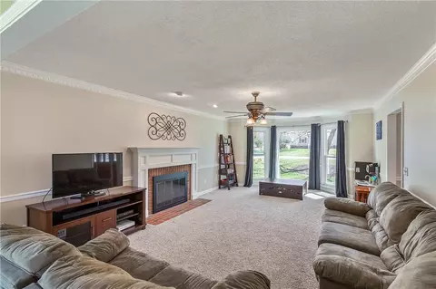 113 Sun Chase Dr, Easley, SC 29642 photo 6