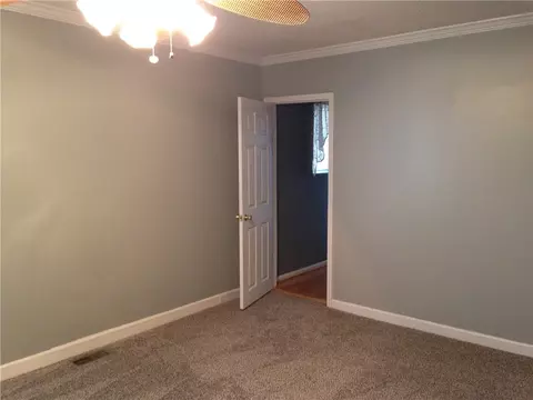 402 E 2nd Ave, Easley, SC 29640 photo 24