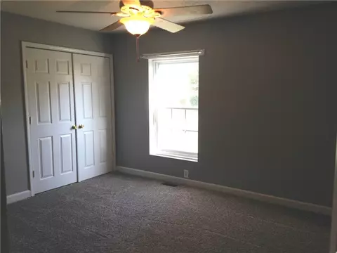 402 E 2nd Ave, Easley, SC 29640 photo 21