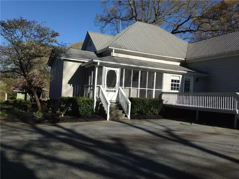 402 E 2nd Ave, Easley, SC 29640 photo 2