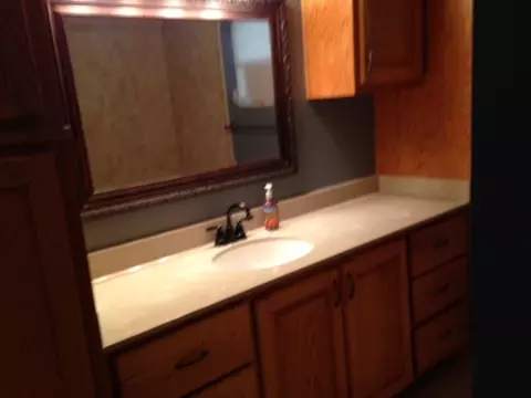 402 E 2nd Ave, Easley, SC 29640 photo 12