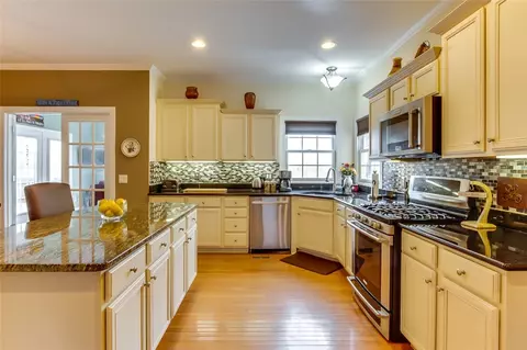 105 Johnathon Ln, Easley, SC 29640 photo 11