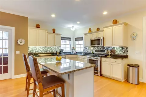 105 Johnathon Ln, Easley, SC 29640 photo 10