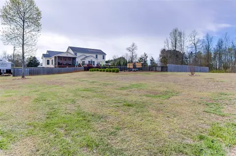 105 Johnathon Ln, Easley, SC 29640 photo 39