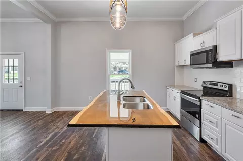 14 Brock Ave, Honea Path, SC 29654 photo 5