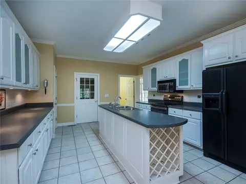 545 Brighton Cir, Easley, SC 29642 photo 9