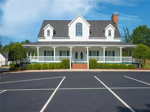 545 Brighton Cir, Easley, SC 29642 photo 34