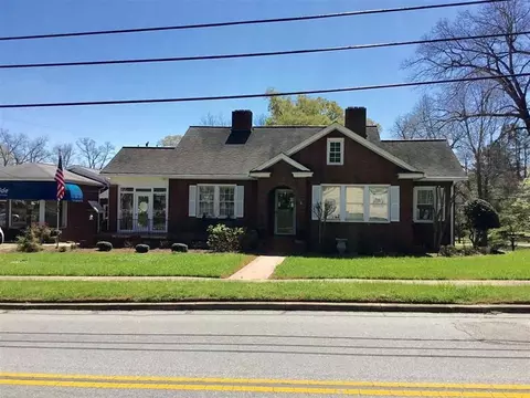 109 W Greer St, Honea Path, SC 29654 photo 1