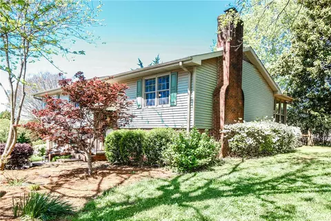 407 E Sunsetstrip Dr, Seneca, SC 29672 photo 39