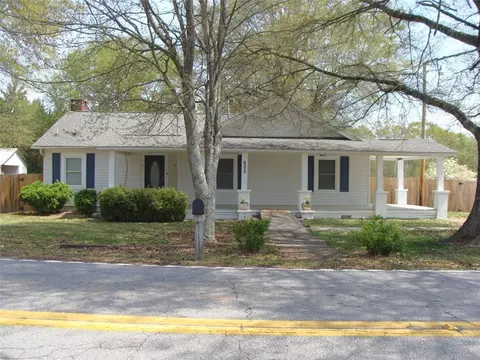 802 Rice Rd, Easley, SC 29640 photo 1