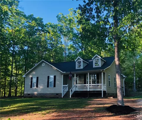 311 Armstrong Rd, Honea Path, SC 29654 photo 1