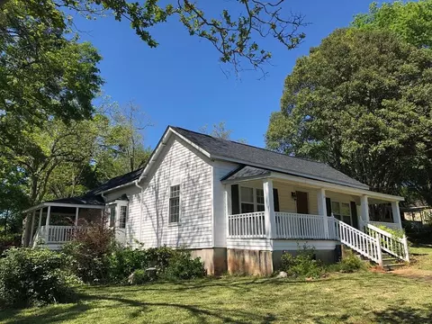 605 Gaines St, Central, SC 29630 photo 1