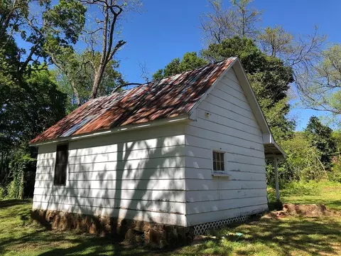 605 Gaines St, Central, SC 29630 photo 5