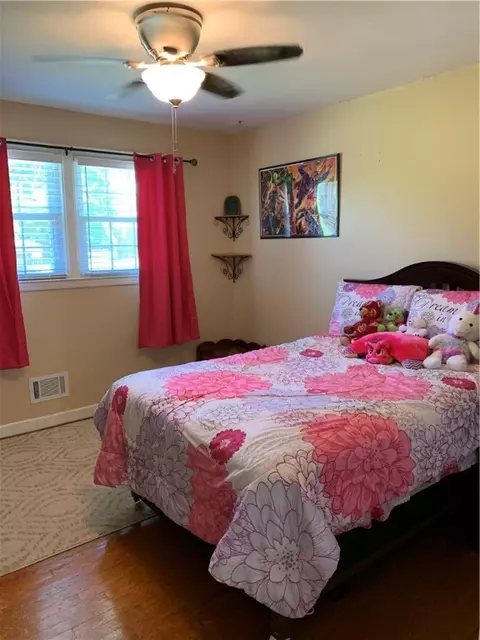 112 Summit Dr, Easley, SC 29640 photo 11