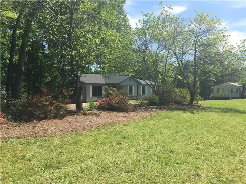 355 Stewart Rd, Walhalla, SC 29691 photo 16