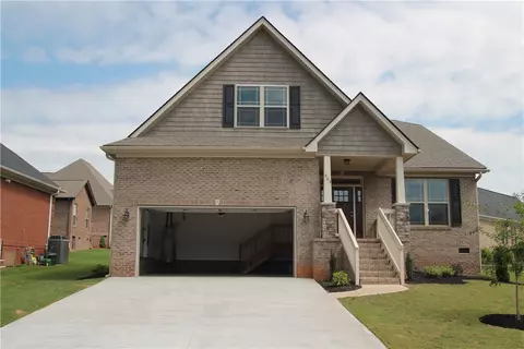 303 Cedar Post Ct, Seneca, SC 29672 photo 1
