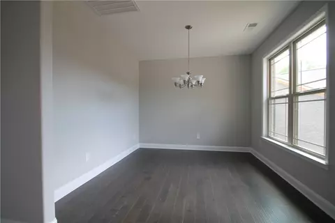 303 Cedar Post Ct, Seneca, SC 29672 photo 4