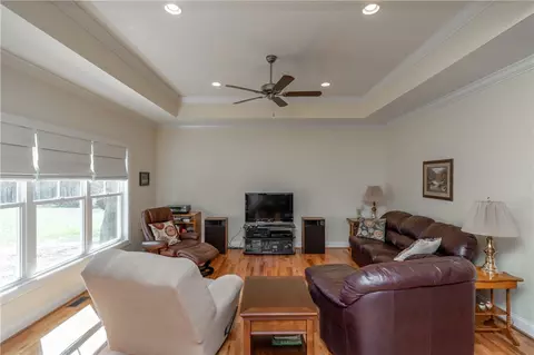 324 Sargent Dr, Pendleton, SC 29670 photo 2