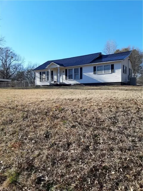 259 Mauldin Rd, Easley, SC 29640 photo 1