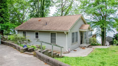 340 Johnson Ave, Anderson, SC 29621 photo 2