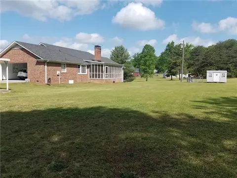 339 Hester Store Rd, Easley, SC 29640 photo 5
