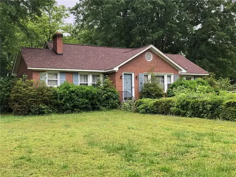 41 Dendy St, West Pelzer, SC 29669 photo 4