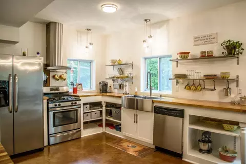 323 Holly Dr, Westminster, SC 29693 photo 8