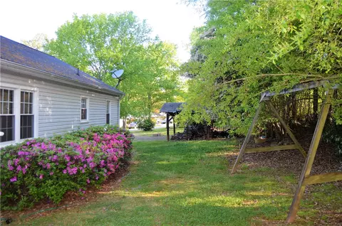 129 Garner Rd, Pickens, SC 29671 photo 5