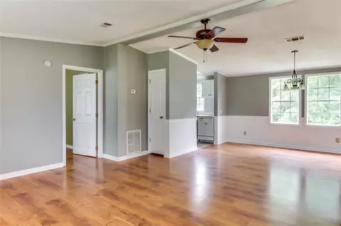 201 Arlington Ave, Easley, SC 29640 photo 6