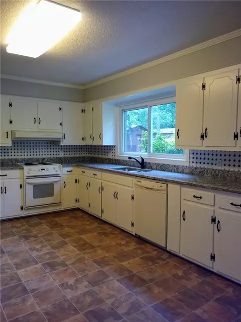3305 Refuge Rd, Central, SC 29630 photo 13