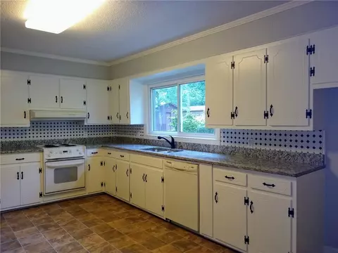 3305 Refuge Rd, Central, SC 29630 photo 12