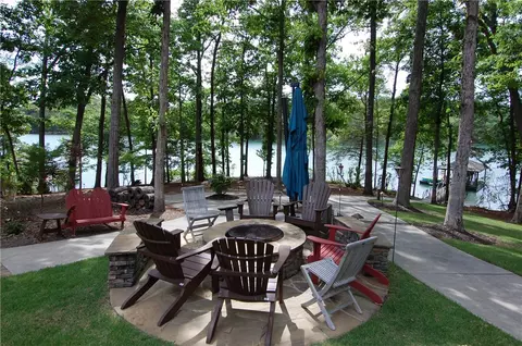 314 Palmer Way, Sunset, SC 29685 photo 2