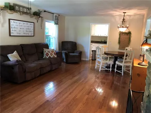 362 E Main St, Pendleton, SC 29670 photo 13