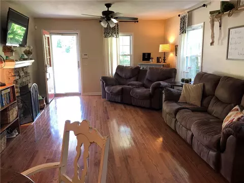 362 E Main St, Pendleton, SC 29670 photo 25
