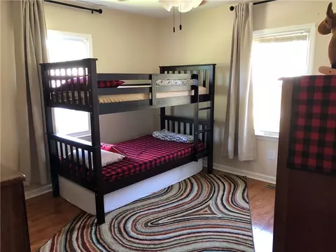 362 E Main St, Pendleton, SC 29670 photo 7