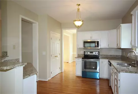 321 Sassafras Dr, Easley, SC 29642 photo 7
