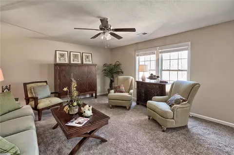 379 Mountain View Dr, Central, SC 29630 photo 9