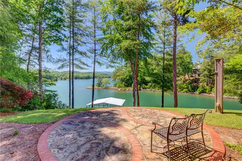 210 Passion Flower Way, Sunset, SC 29685 photo 4