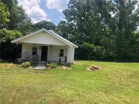 1165 Coffee Rd, Walhalla, SC 29691 photo 3