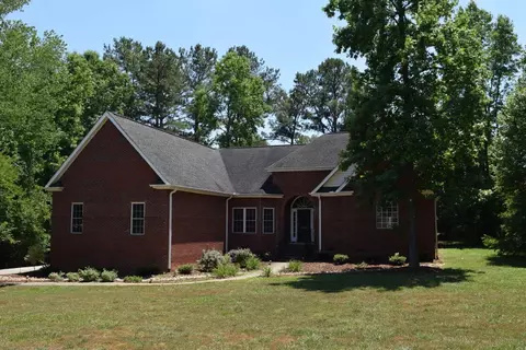 2404 Warriors Path, Anderson, SC 29621 photo 2