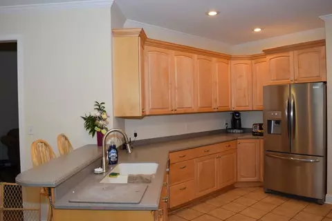 2404 Warriors Path, Anderson, SC 29621 photo 9